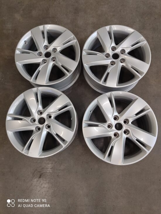 Opel Astra J gyári 17"-os alufelni szett 5x115, 7x17"